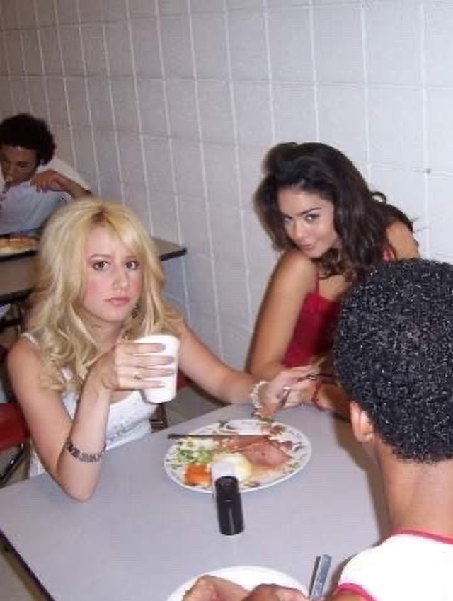 Excerpts from the book “Disney High: The Rise and Fall of Disney Channel’s Tween... 13 Excerpts from the book “Disney High: The Rise and Fall of Disney Channel’s Tween...